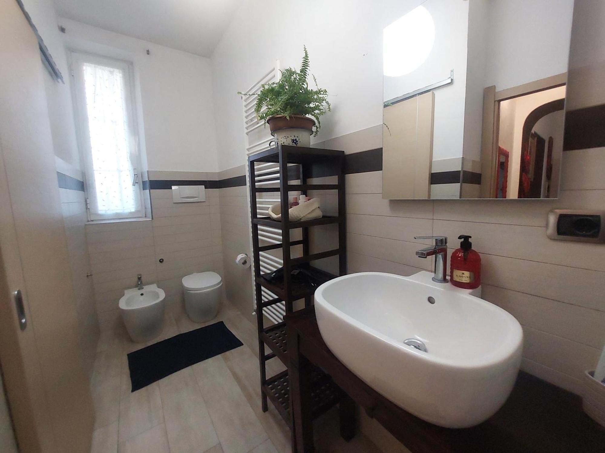 Casa Magenta Apartment Асти Екстериор снимка