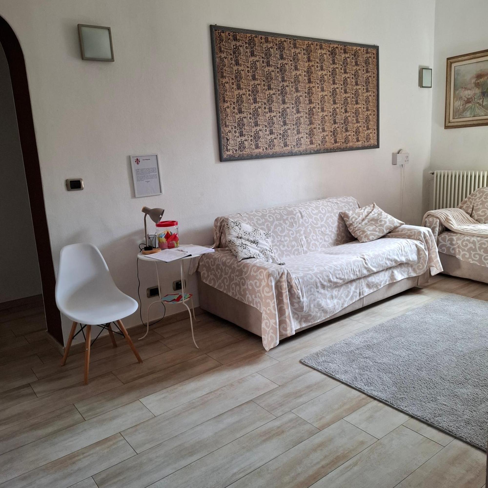 Casa Magenta Apartment Асти Екстериор снимка